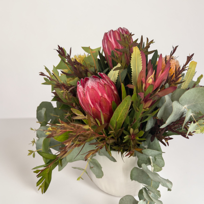 Wildflower Ceramic Pot - Beautiful long lasting native flowers arranged in a neutral pot
Great gift or table arrangements